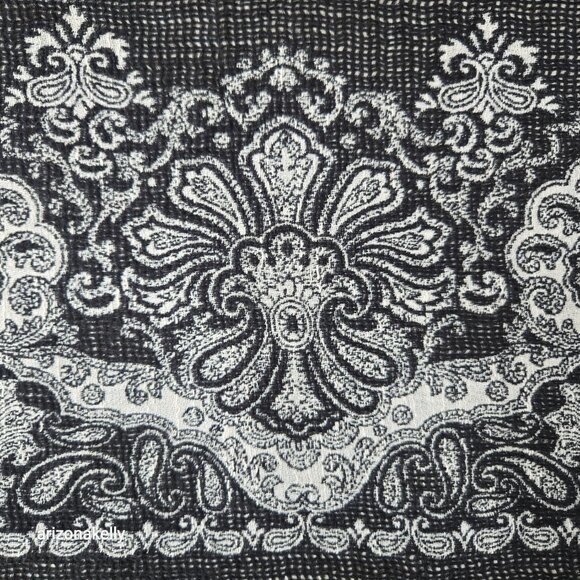 NWOT Wilfred Large Square Scarf Classic Bandana Design Woven - Picture 8 of 11